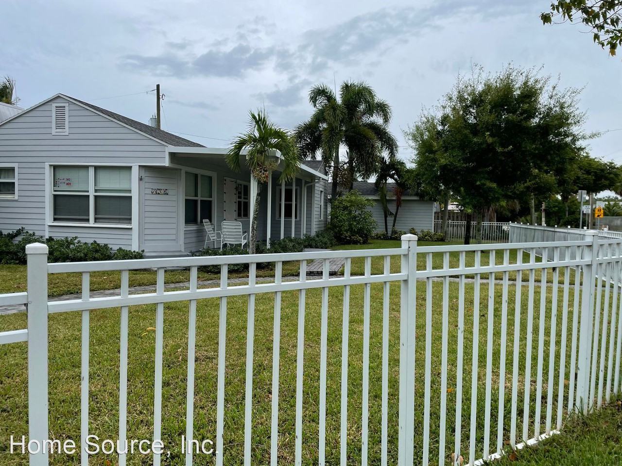 736 Rockland Drive. - Photo 2 of 9