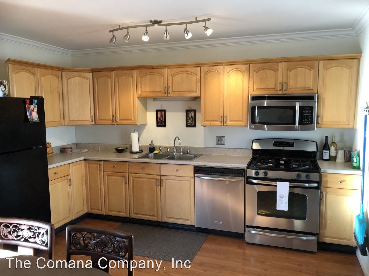 12718 Julian Ave - Photo 3 of 5