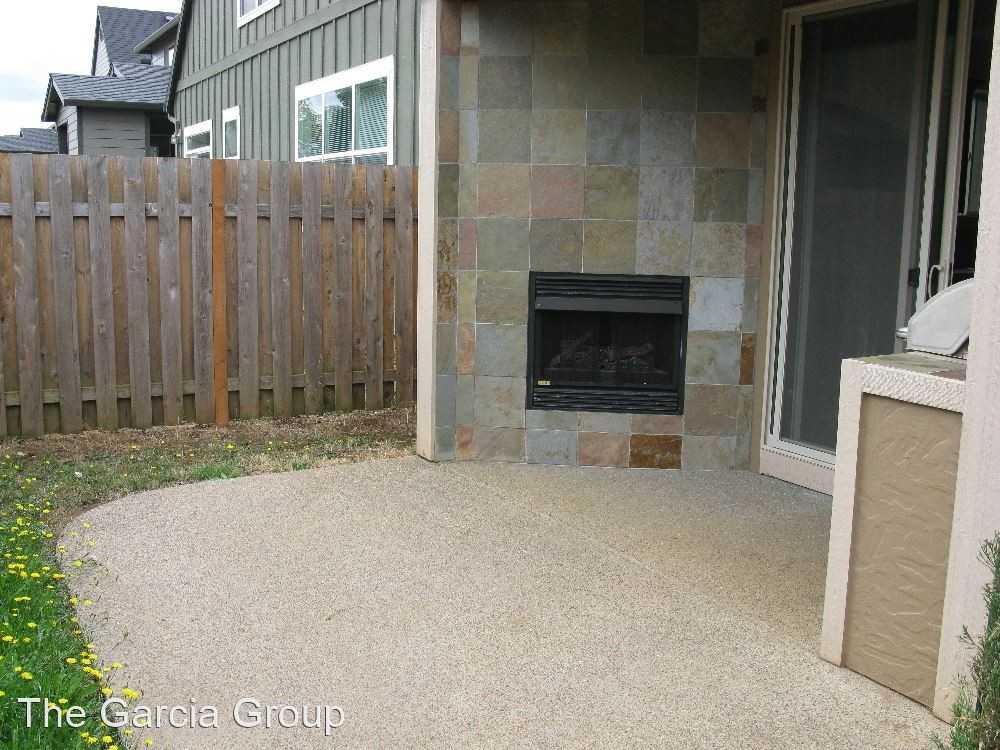 12602 Ross St - Photo 3 of 9