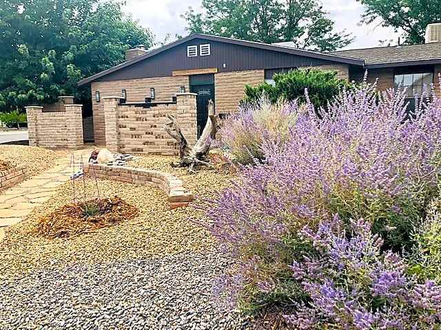 2901 La Habra St - Photo 2 of 13