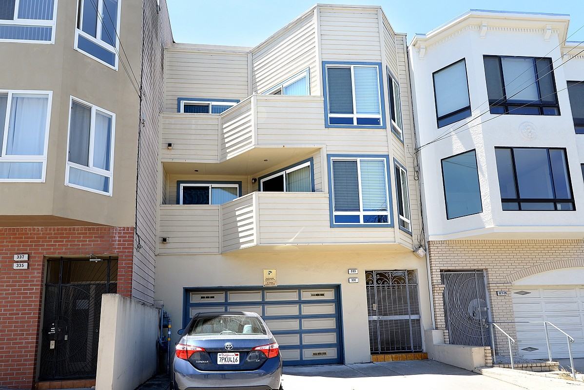 333 18th Ave - Photo 2 of 22