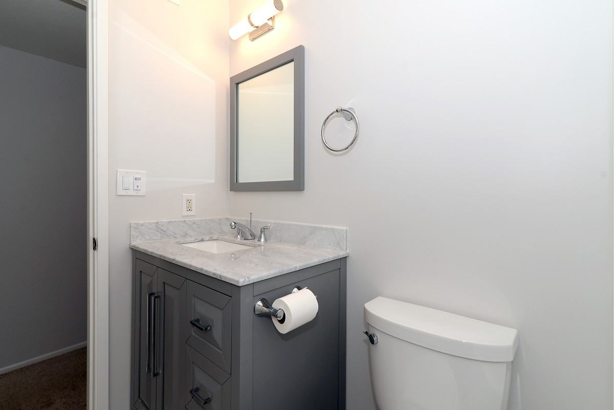 333 18th Ave - Photo 7 of 22