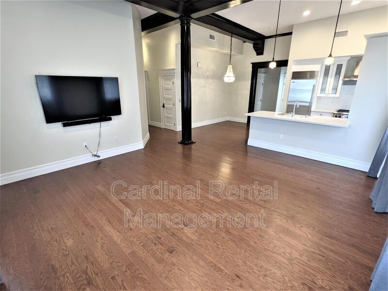 395 395 South Marengo Avenue - 111 #111 - Photo 2 of 18