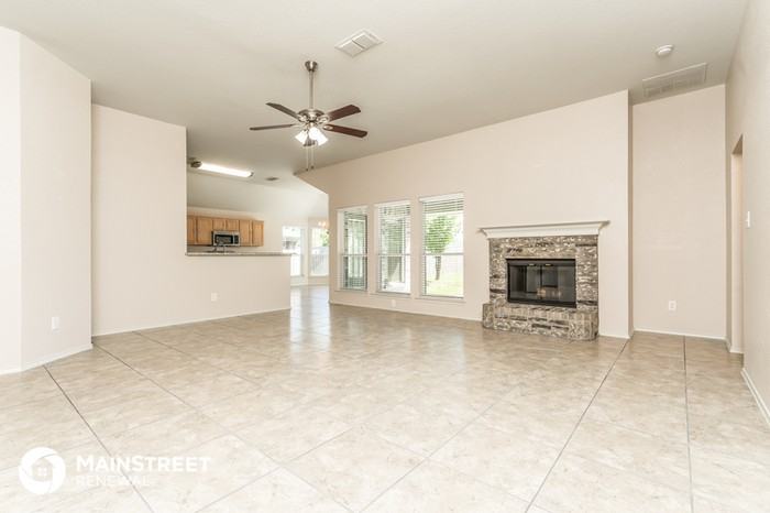 6922 Misty Meadow Ln - Photo 3 of 16