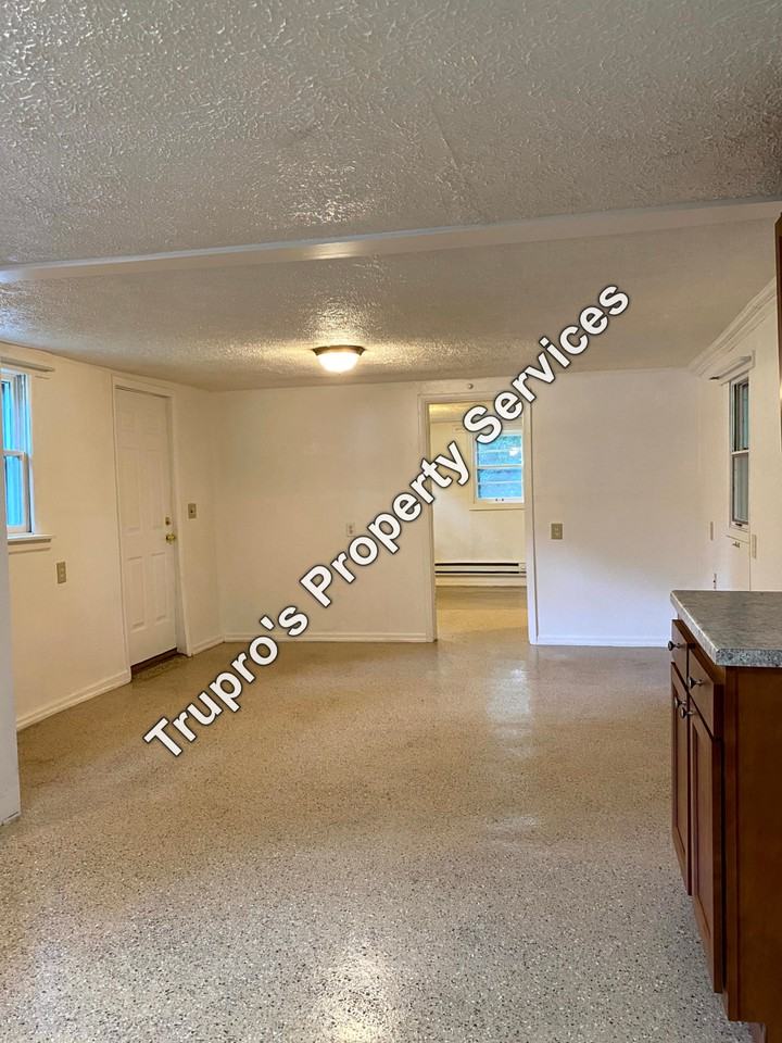 10096 Old 31 - Photo 2 of 8