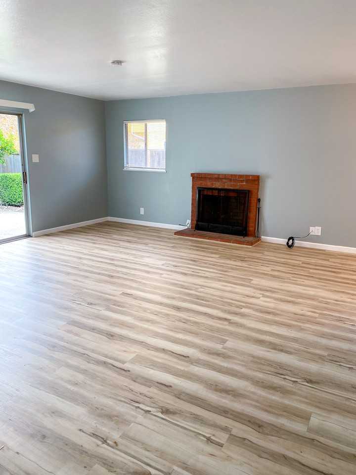 1129 S 55th St - Photo 3 of 15