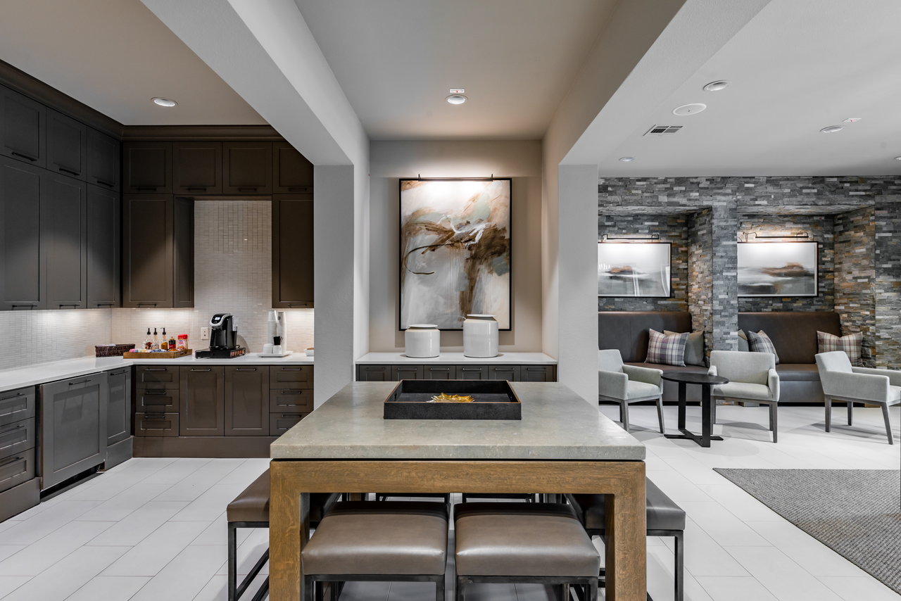 Harper's Retreat - Photo 4 of 38