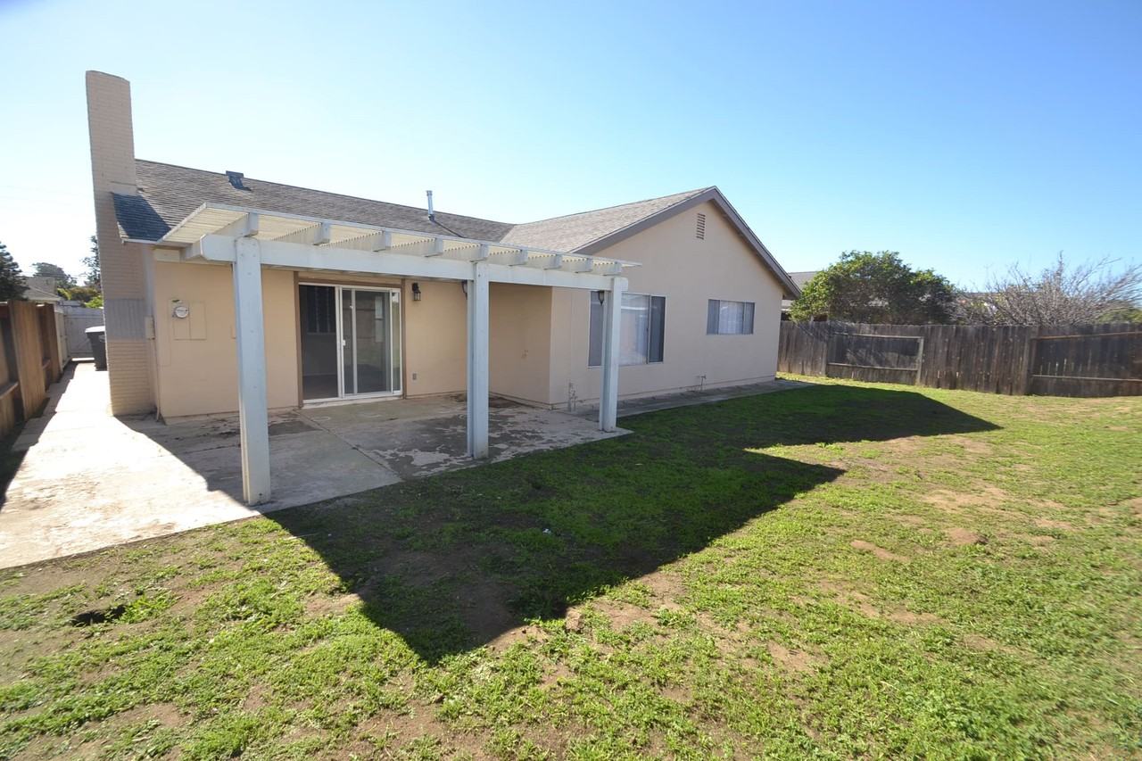 2031 San Benito St - Photo 2 of 6