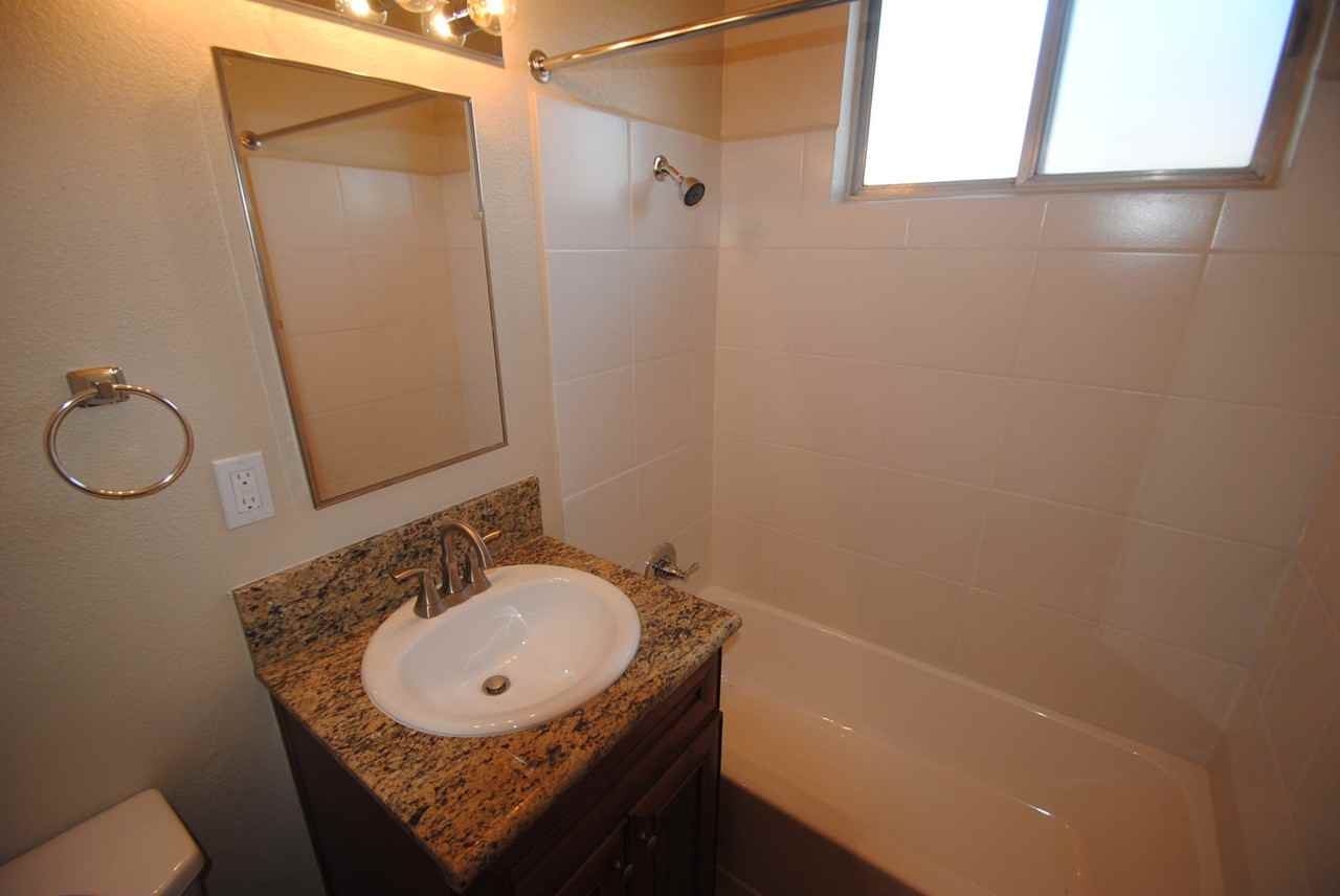 27143 Crest St - Photo 3 of 5