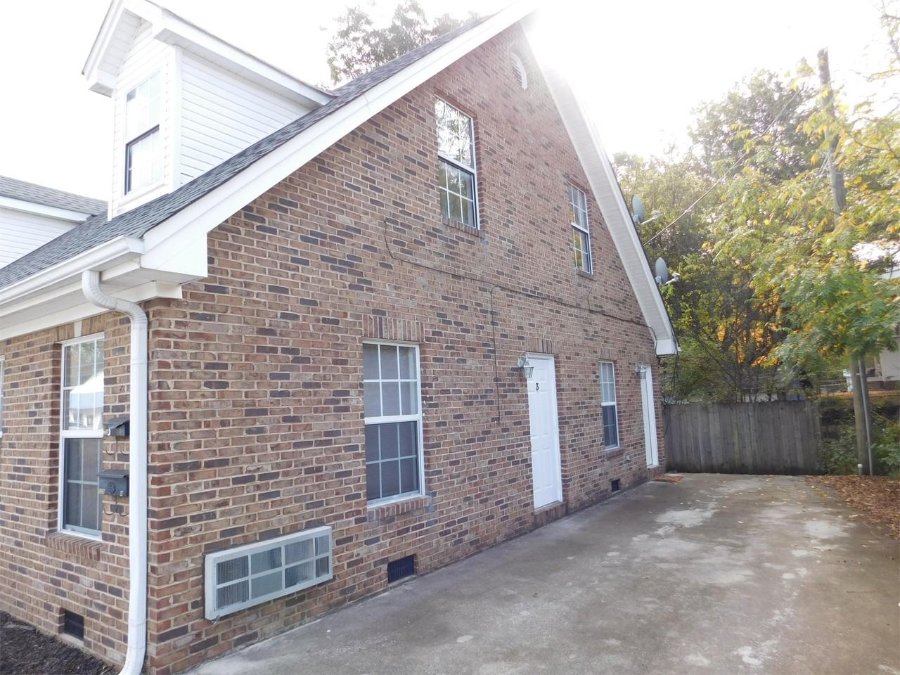 309 W Madison Ave #1 - Photo 2 of 9