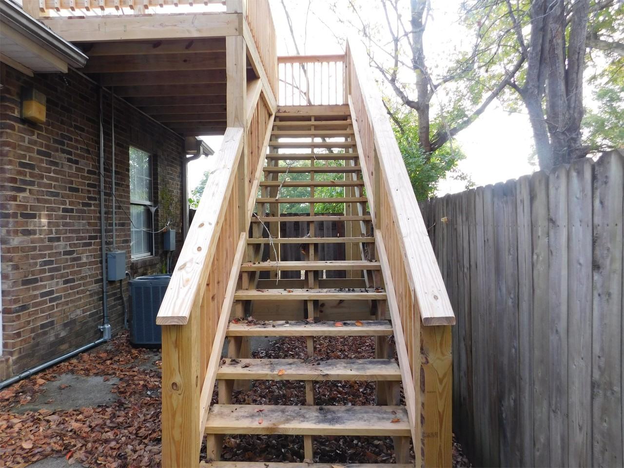 309 W Madison Ave #1 - Photo 3 of 9