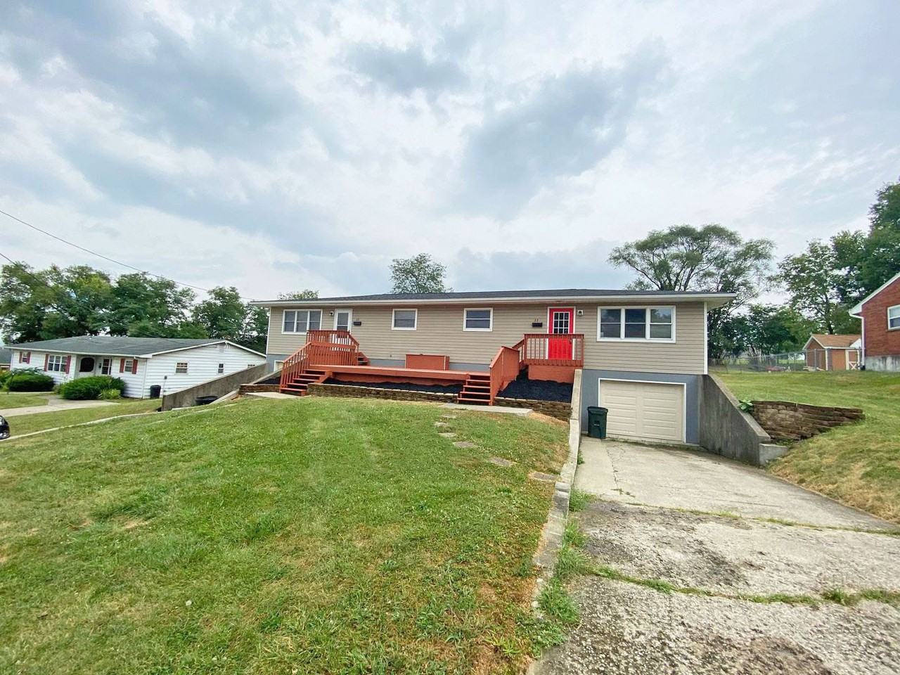 20 East Ave - Photo 2 of 18