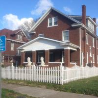 featured image of 704 10th Ave #2