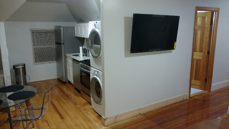 Bennett St - Photo 2 of 17