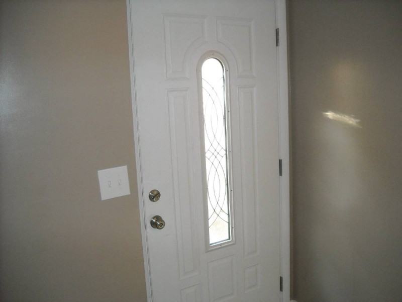 61 Furness Pl #2 - Photo 3 of 10