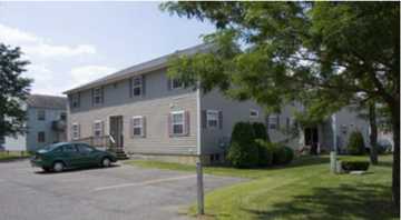 featured image of 4311 Angela Ct #4