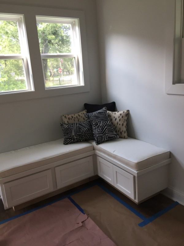 606 Ray Ave - Photo 3 of 31