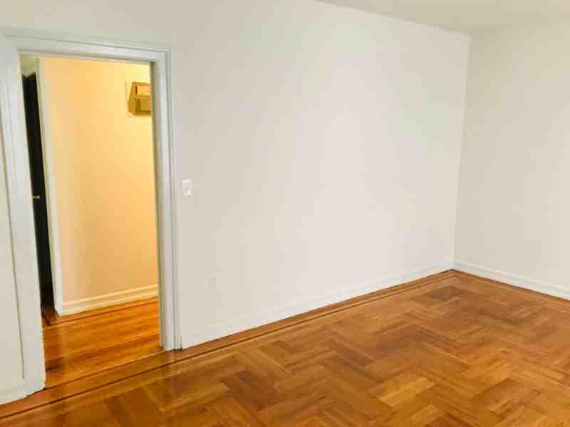 222 W 235th St #2M - Photo 2 of 12