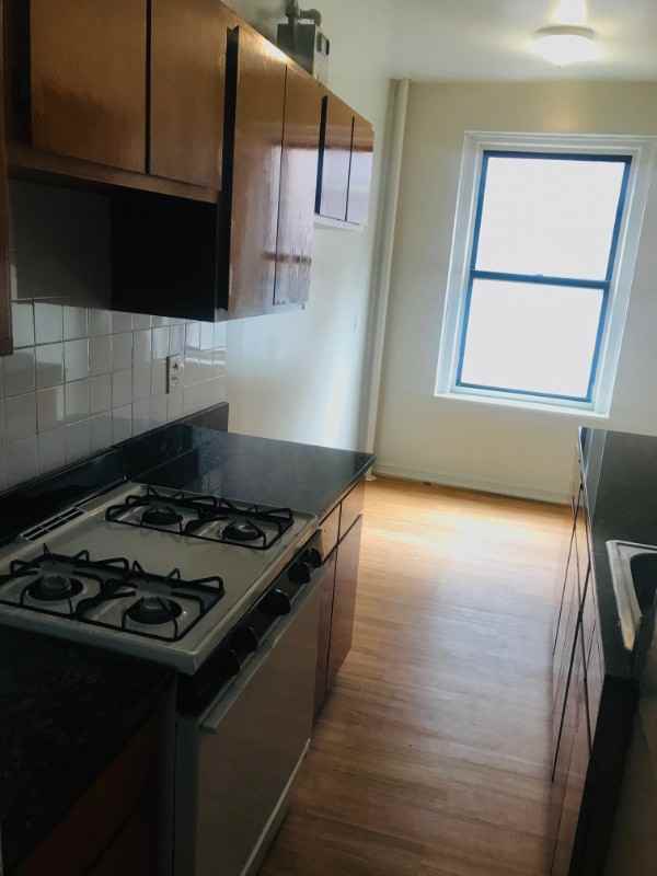 222 W 235th St #2M - Photo 3 of 12