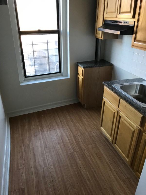 225 W 232nd St #1K - Photo 2 of 12