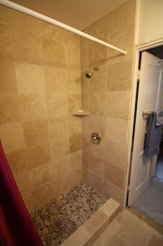 711 Seagirt Court - Photo 5 of 25