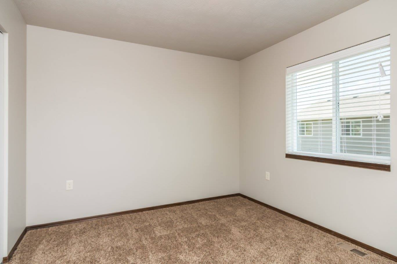 293 Tigerway Ct #2 - Photo 5 of 7