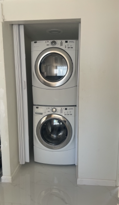 601 S Philadelphia St - Photo 7 of 25