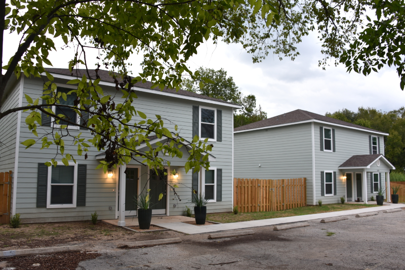1033 Milam St #3AND4 - Photo 2 of 40