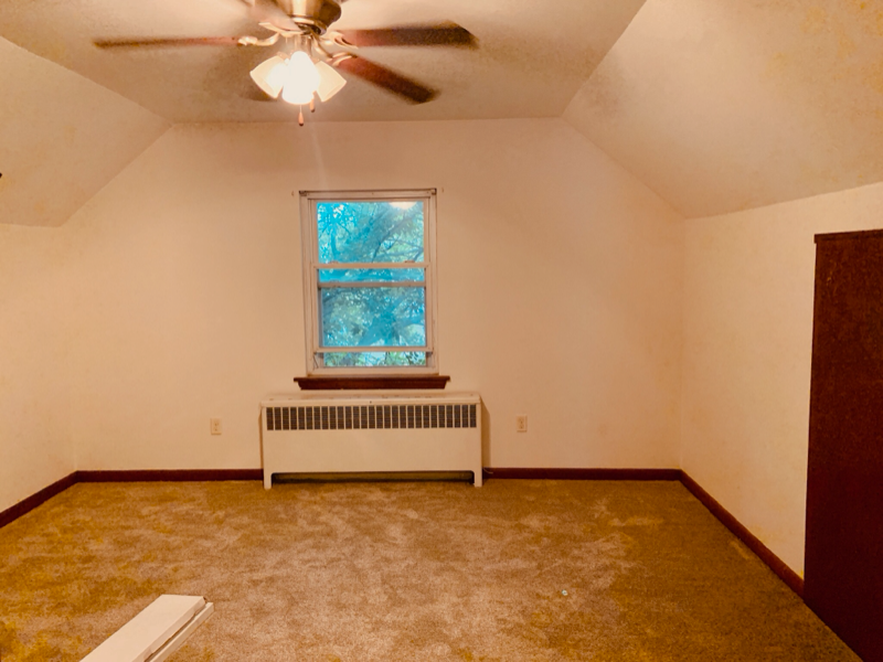 109 W Foundry St - Photo 4 of 20