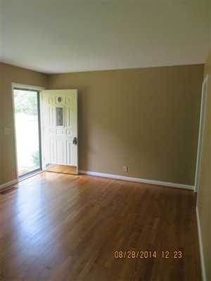 7107 Shady Oak Ct - Photo 2 of 9