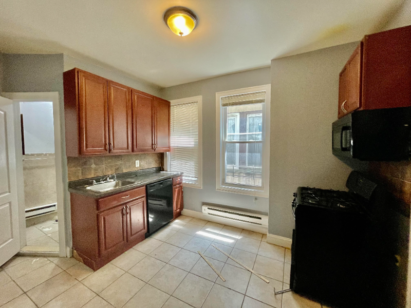 131 W 54th St #2B