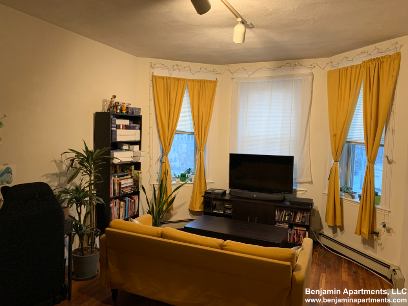 1669 Commonwealth Ave #012A