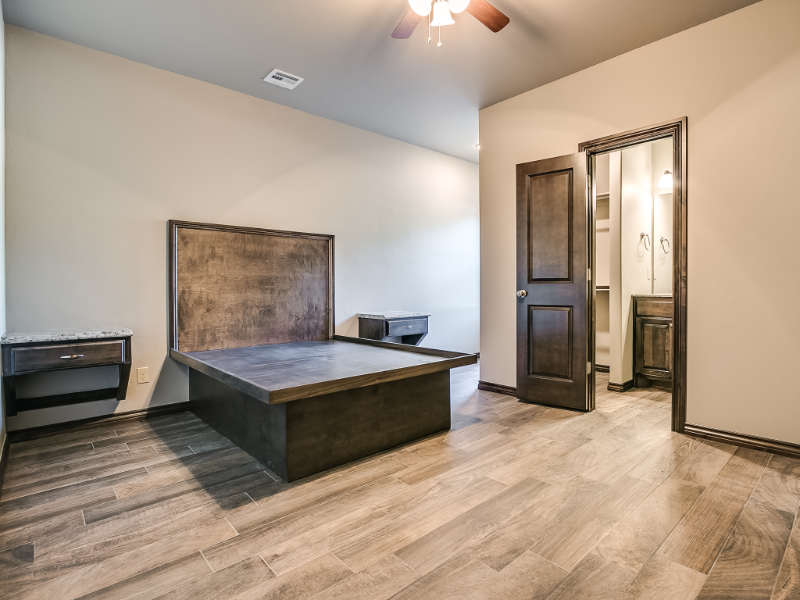 334 E 3rd St #4 - Photo 6 of 8