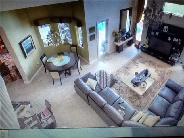 18699 SW 24th St - Photo 2 of 9