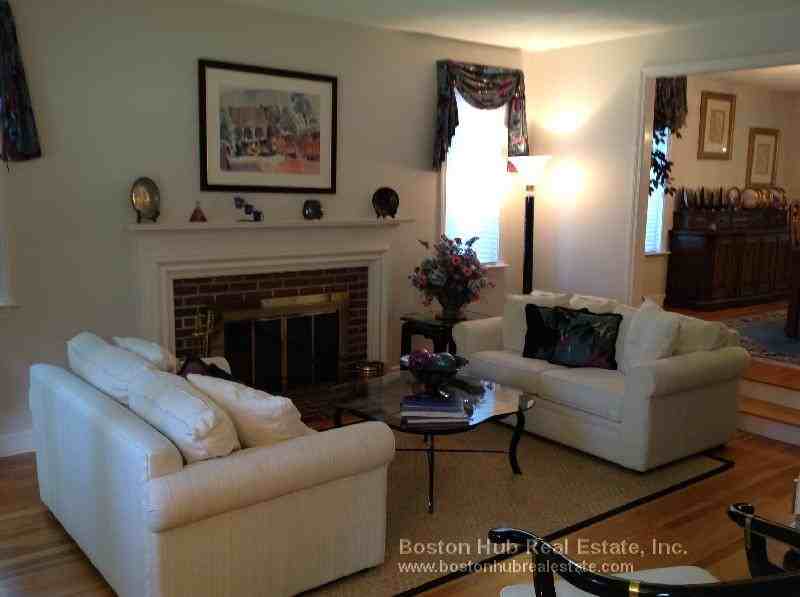 134 Eastway - Photo 2 of 10