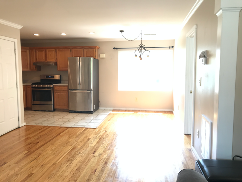 575 North Broadway - Photo 6 of 13