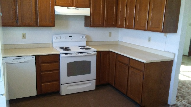 706 S Fourth St - Photo 3 of 14