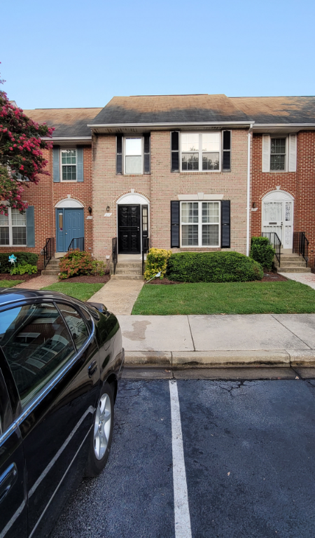 1017 Higgins Way - Photo 2 of 42