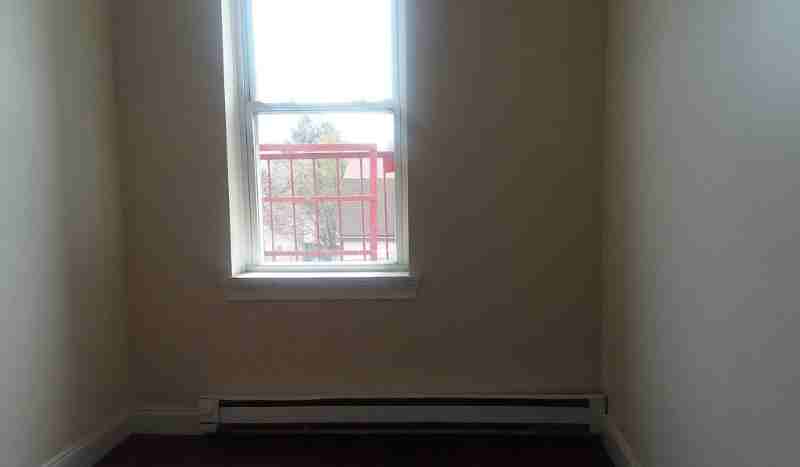 280 Verona Ave - Photo 4 of 6