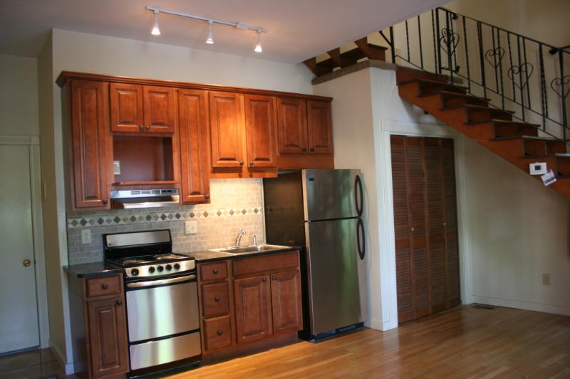 131 Phila Street #B - Photo 4 of 13