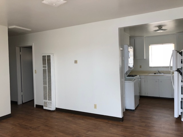 111 S Boston Ave #111 - Photo 2 of 12