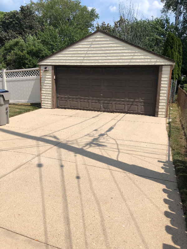 3610 S Howell Ave - Photo 2 of 18