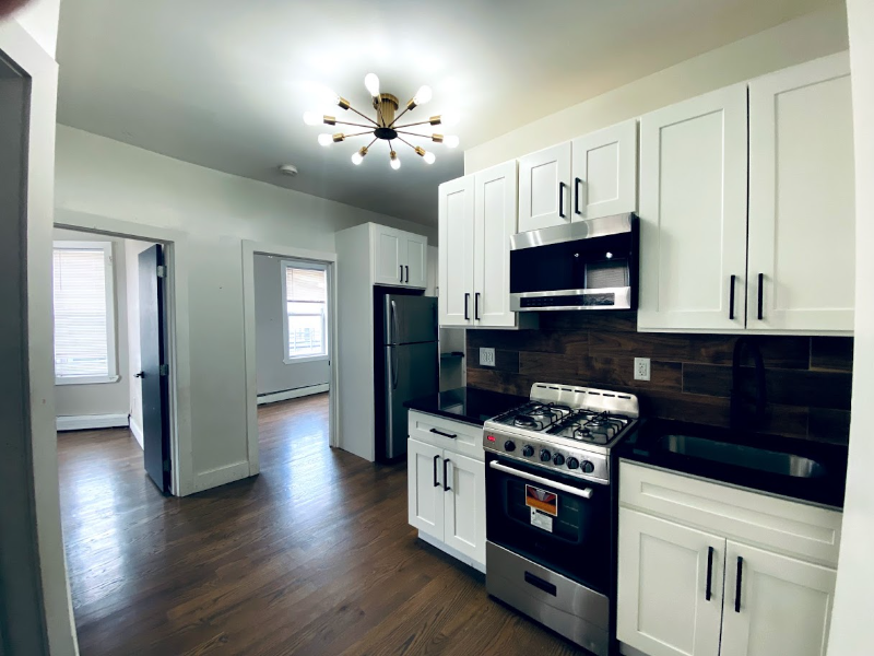 82 Prospect Ave #6 - Photo 2 of 10