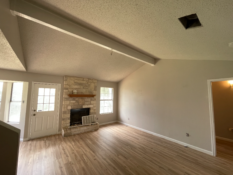 1711 Tamra Ct - Photo 3 of 21