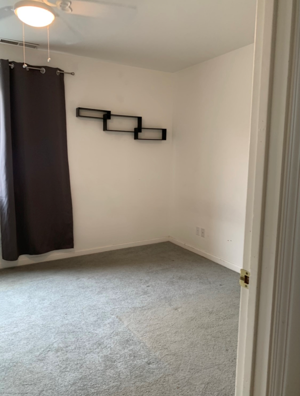 1524 Kenneth St - Photo 3 of 6