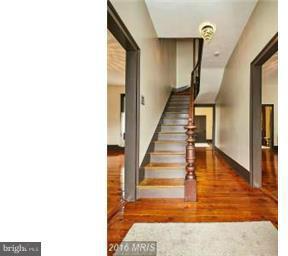 123 N Church St - Photo 2 of 24