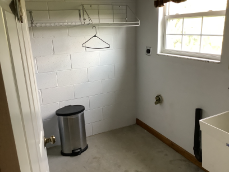 604 Topper Way - Photo 4 of 13