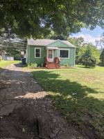 featured image of 1077 Davey Ave