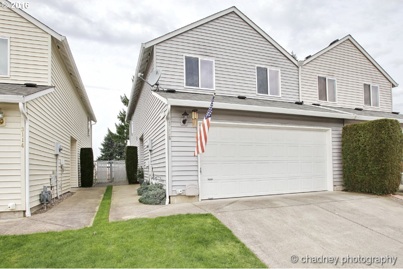 3118 Ne 115th Ave - Photo 2 of 9