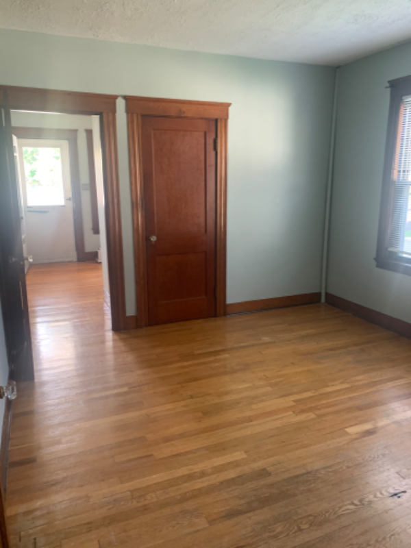 58 Russell St #1stFLUNIT - Photo 4 of 11